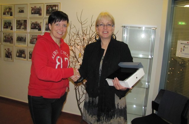 Höfðingleg gjöf frá Nesbúeggjum