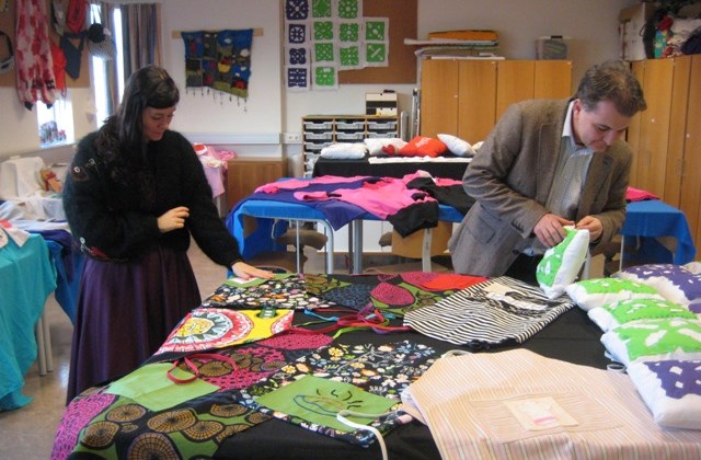 Verk nemenda á sýningu á foreldradegi