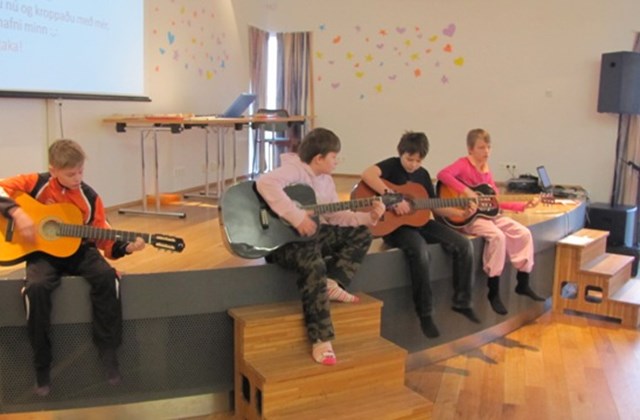 Samvera á sal - 1. bekkur með dagskrá