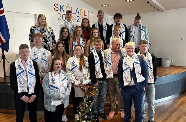Skólaslit og útskrift