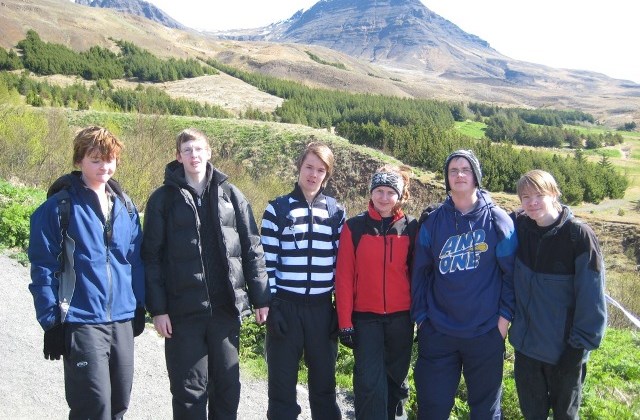 Nemendur skólans ganga á Kistufell